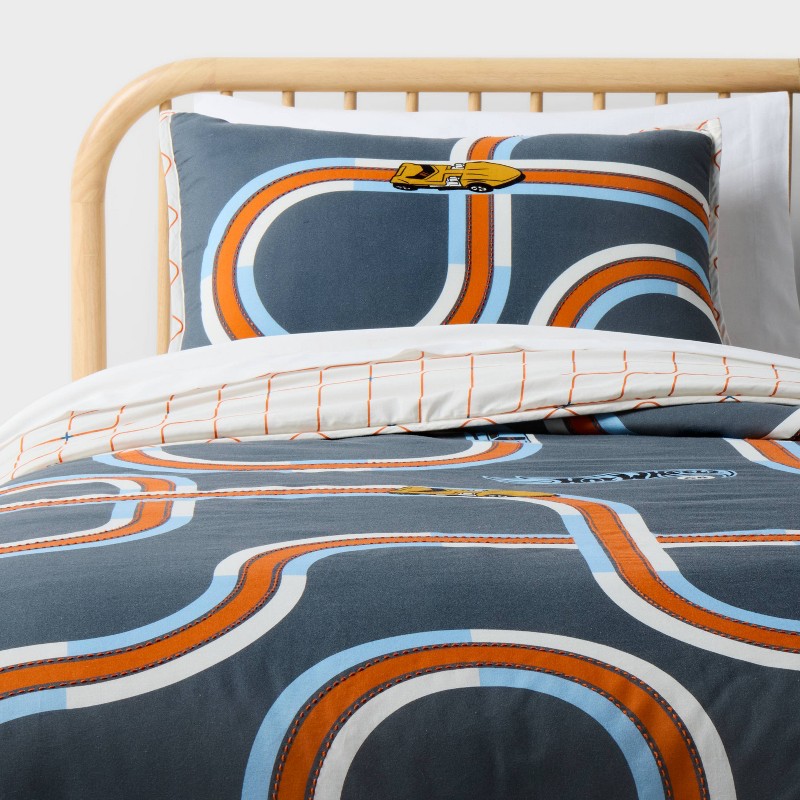 Hot Wheels Retro Track Quilt Set Gray